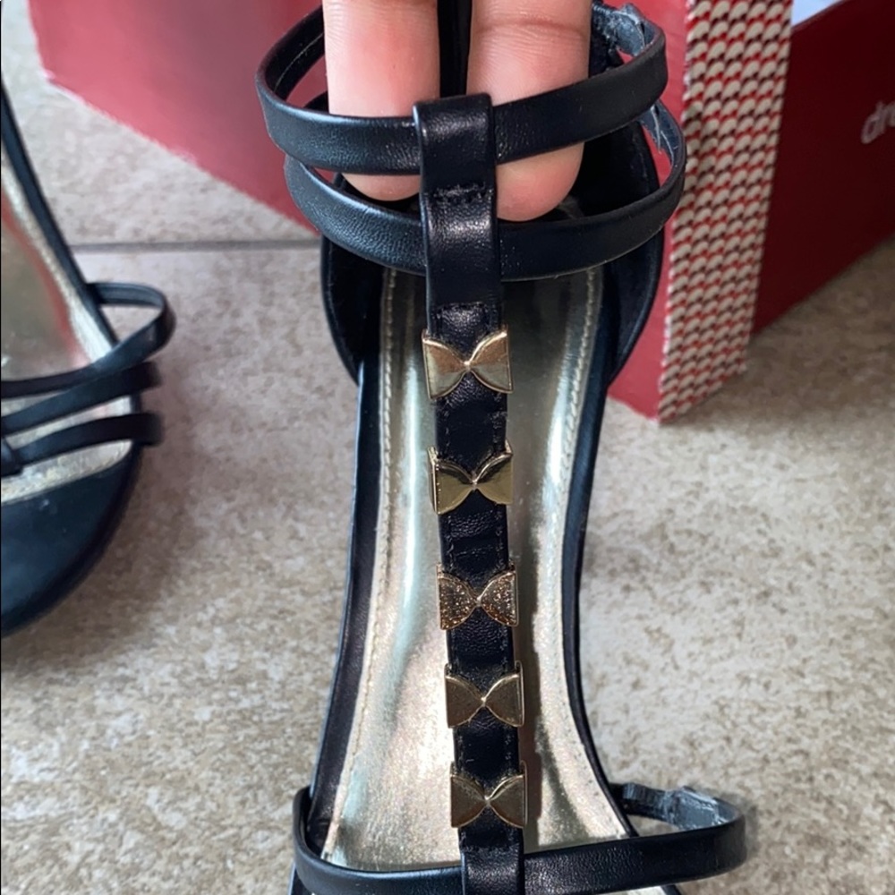 Heels - Picture 3 of 6